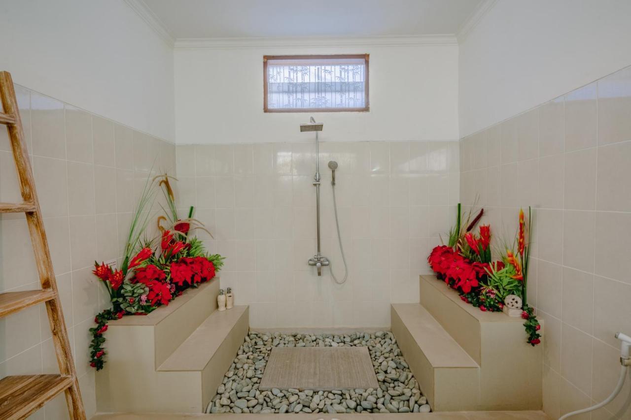 Villa Alleira Seminyak By Best Deals Asia Hospitality Exterior photo