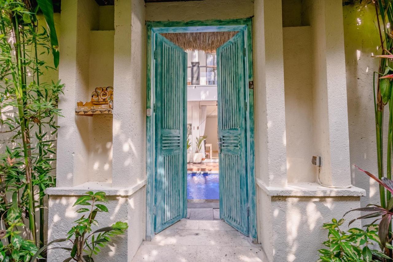 Villa Alleira Seminyak By Best Deals Asia Hospitality Exterior photo